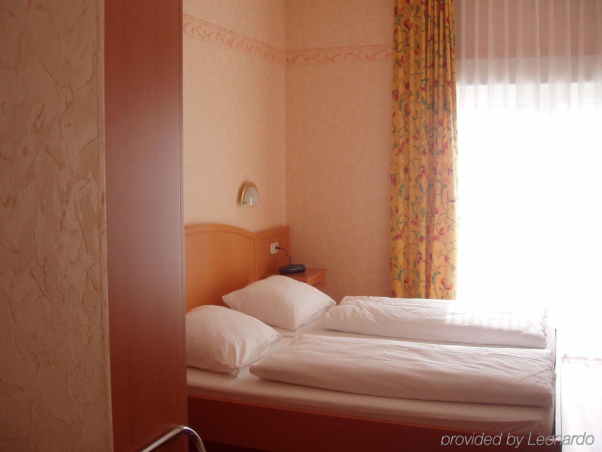 Flair Hotel Gruener Baum Donaueschingen Δωμάτιο φωτογραφία